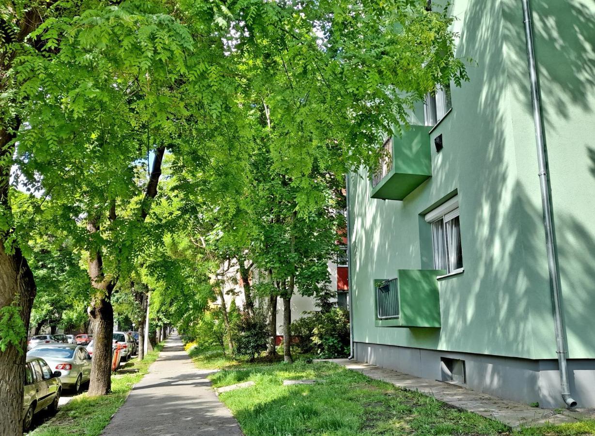 Pécs Park Apartamento Exterior foto